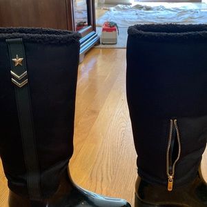 Black waterproof boots